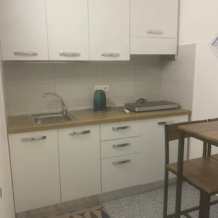 Vico 11 Civico 7 * 加埃塔